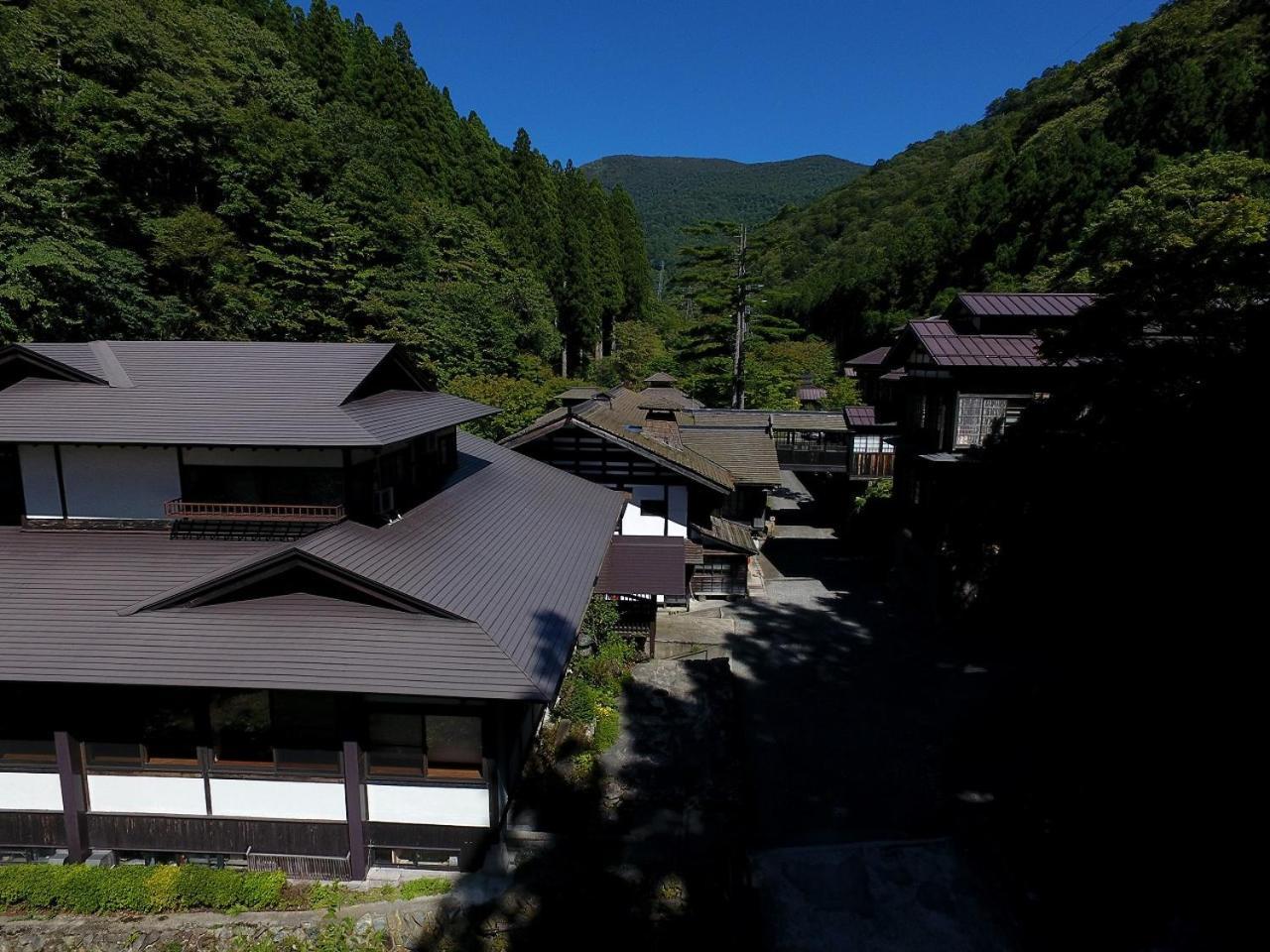 Houshi Onsen Chojukan Minakami Exterior photo