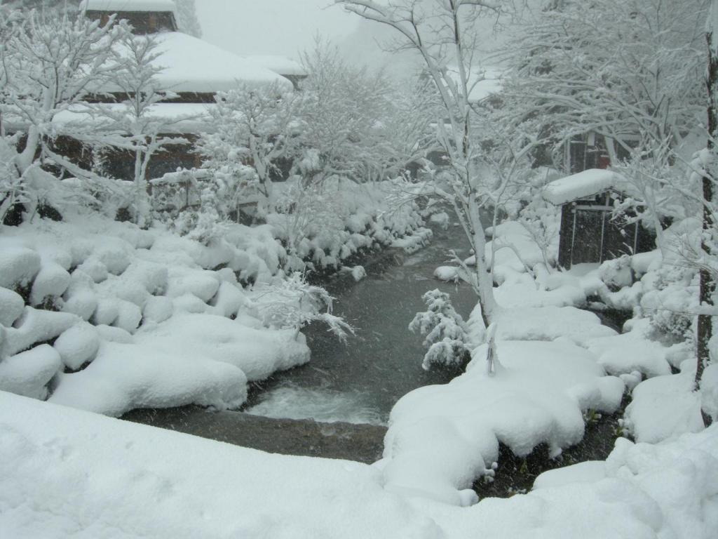 Houshi Onsen Chojukan Minakami Exterior photo